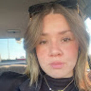 Meet your Posher, Latosha